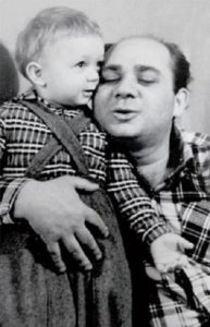 Евгений Леонов